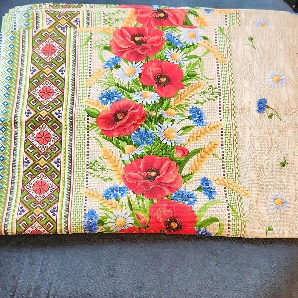 Poppy Printed Floral and Geometric Patterned Linen Tablecloth 78
